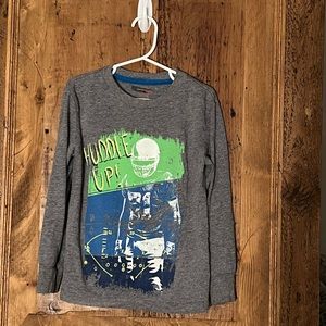 B2G1 Free- Cat & Jack Soft Long Sleeve Huddle Up Foot Ball T-Shirt Size XS (4/5)